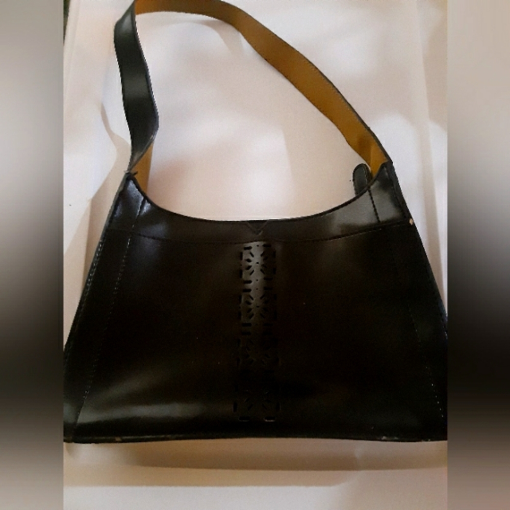 Mondani New York Black leather purse
